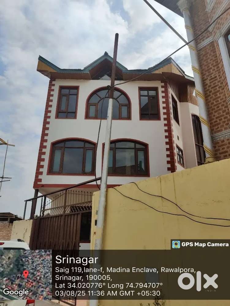 House for rent at Posh Colony in Rawalpora