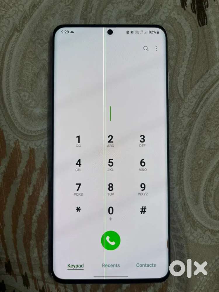 Samsung Galaxy S20+ 8 128 GB Phone Back Normal Crack 2 line in Display