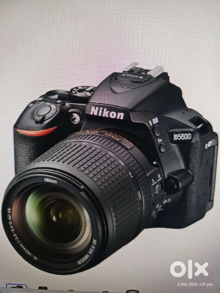 NIKON D5600