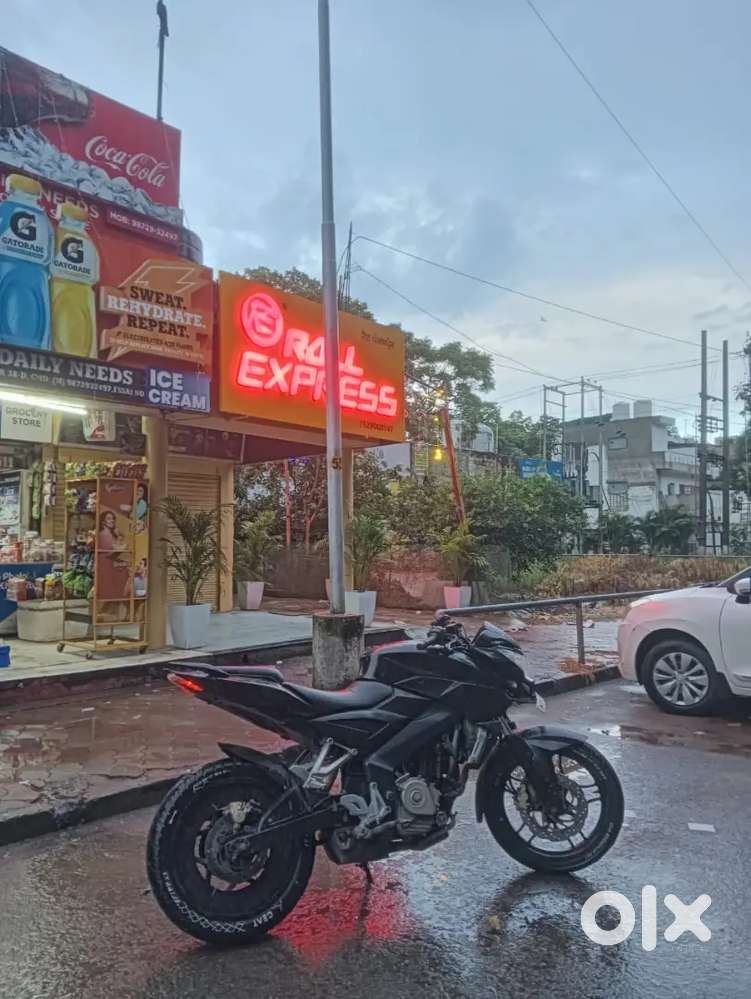 Bike ok hai bus thode ingain ka kam karana hai