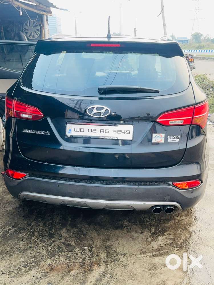 Hyundai Santa Fe 2015 Diesel Well Maintained