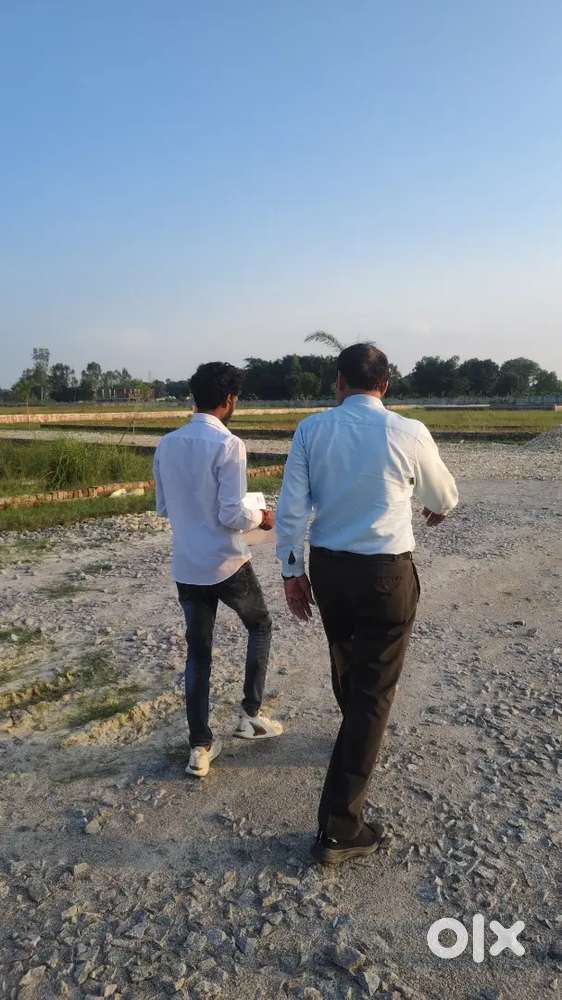 ईस्ट फेसिंग मे प्लाट ले आउटर रिंग रोड पे LDA से NOC बैंक लोन