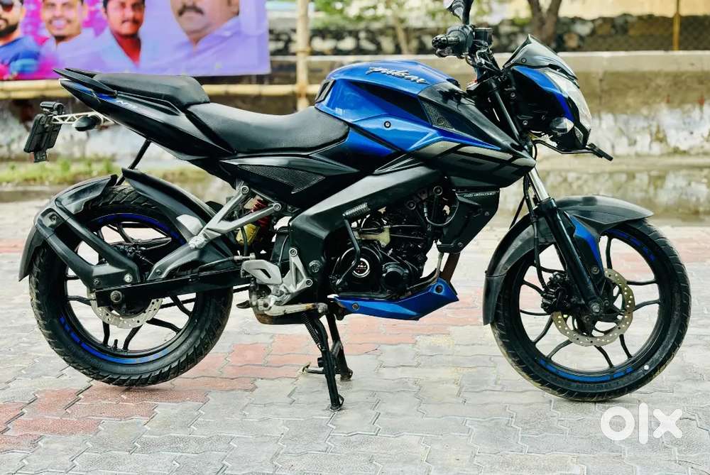 BAJAJ PULSAR NS 160