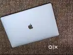 Apple Macbook Pro i7 16GB Ram 512GB Apple SSD Touchbar 5.5gbGraphics