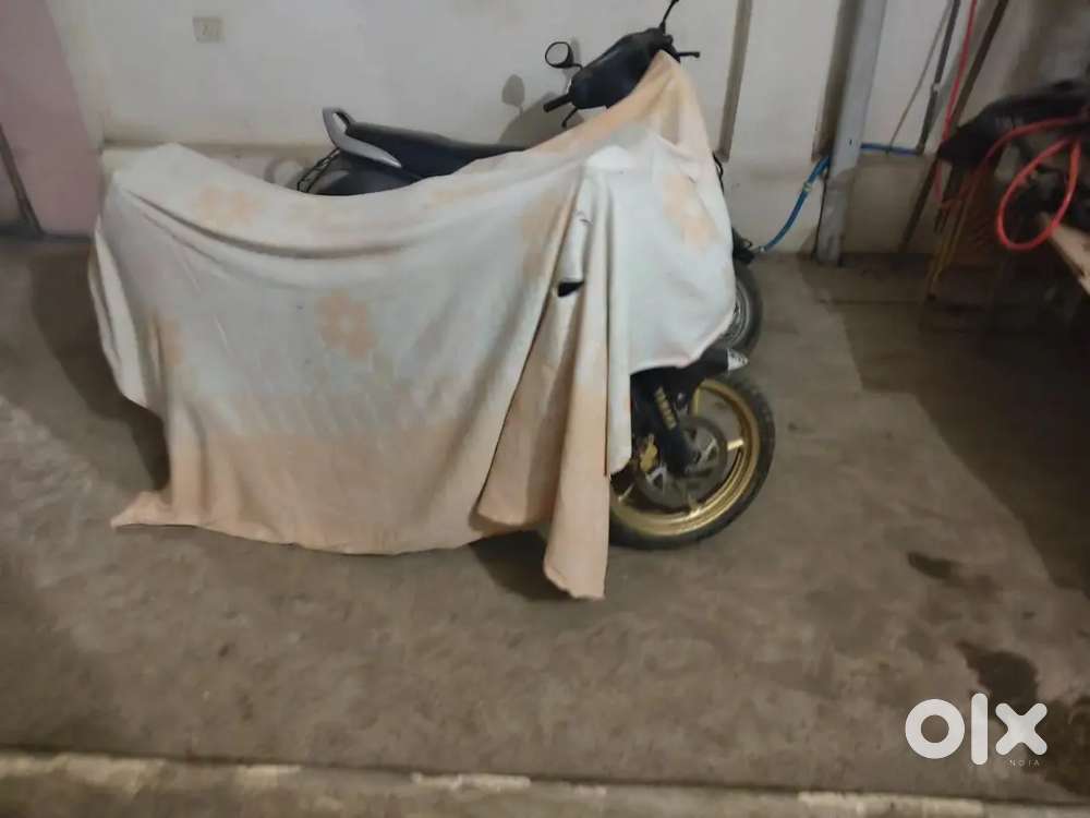 Need a good flatmate students (boys) friendly