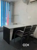 1 MD CABIN 1 HR CABIN 16 WORKSTATIONS