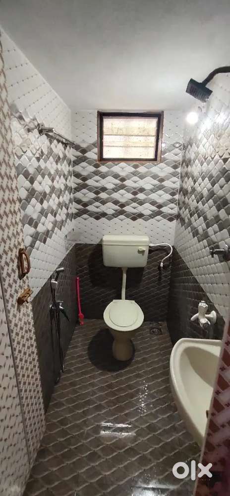 2 BHK HOUSE FOR RENT 10K