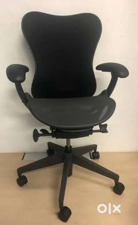Selling Herman Miller, Mirra 1 max version chairs on Sale