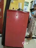 सेकंड हैंड  ( LG ) लाल फ्रिज - ₹5000