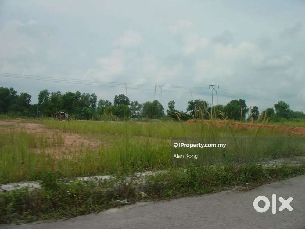 4ACRES VACANT LAND  RENT 17,42,400 AT OUTTER RING ROAD NEAR REDHILLS