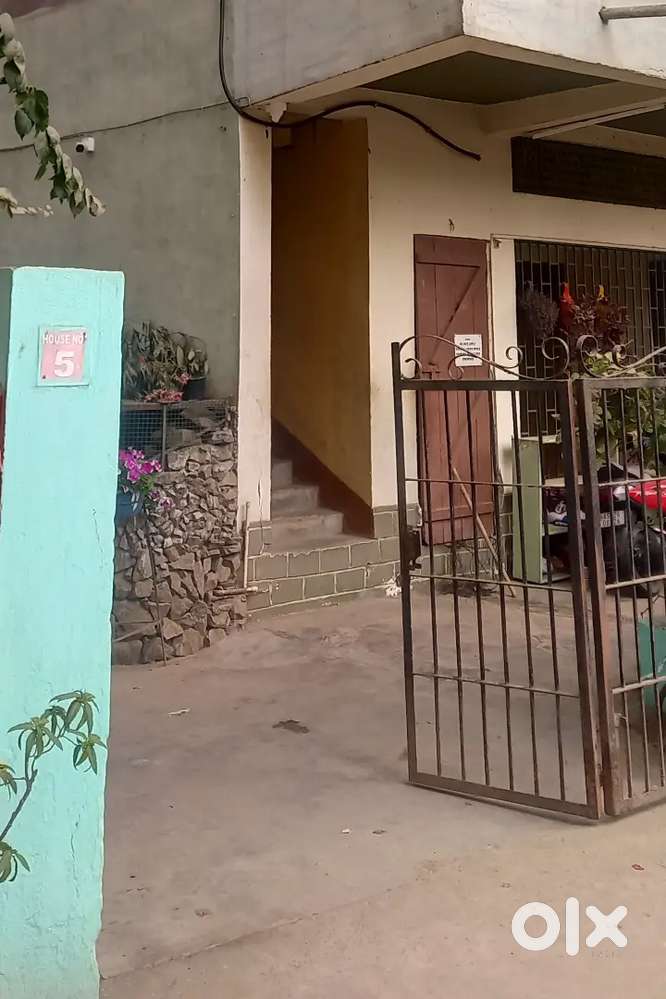 Single room @ zoo road
