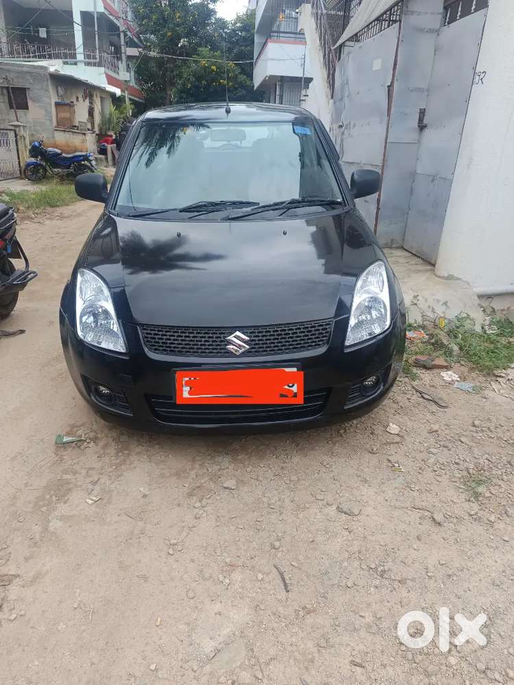 Maruti Suzuki Swift 2006 Petrol 131100 Km Driven
