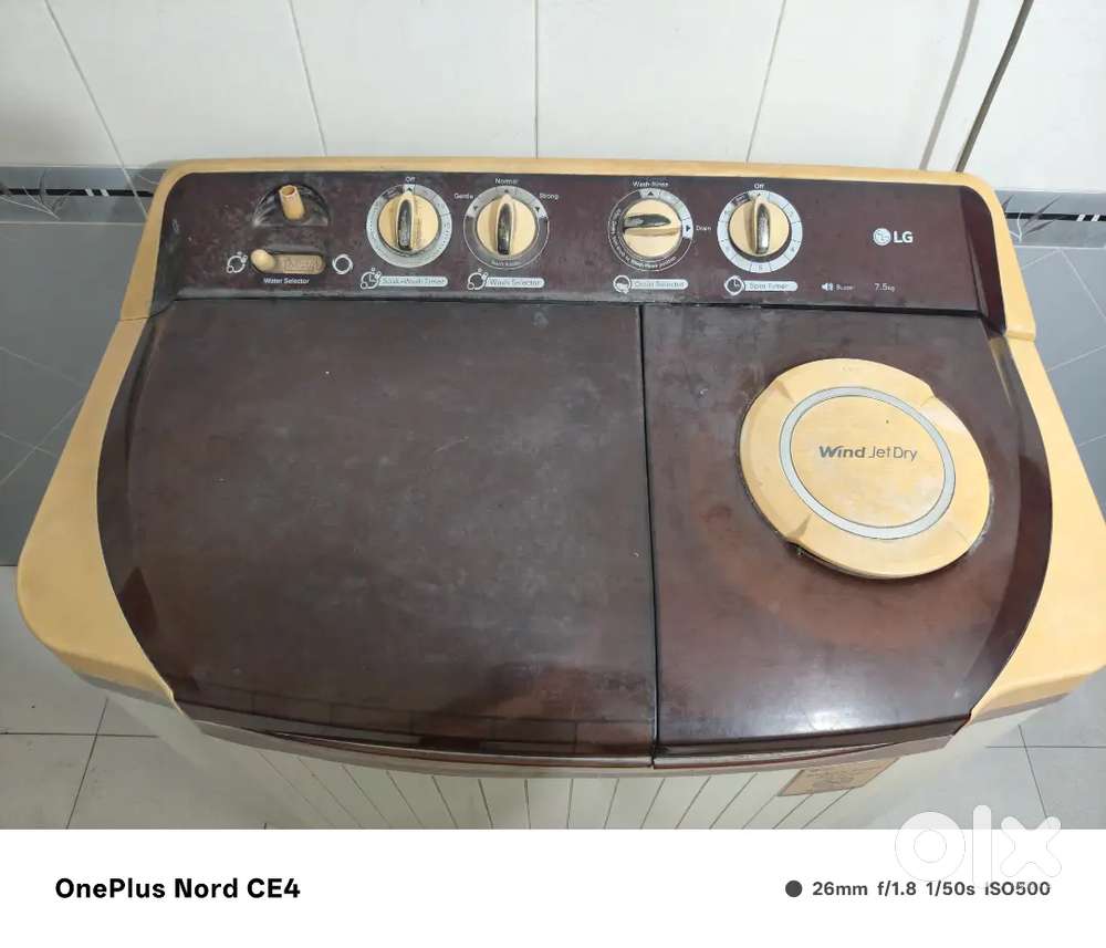 Lg semi automatic washing machine 7.5 kg(top load)