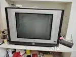 Lg Flatron picture tube TV