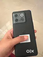 One plus 10T & originalcharger - 16GB ram- selling price -13000/- only