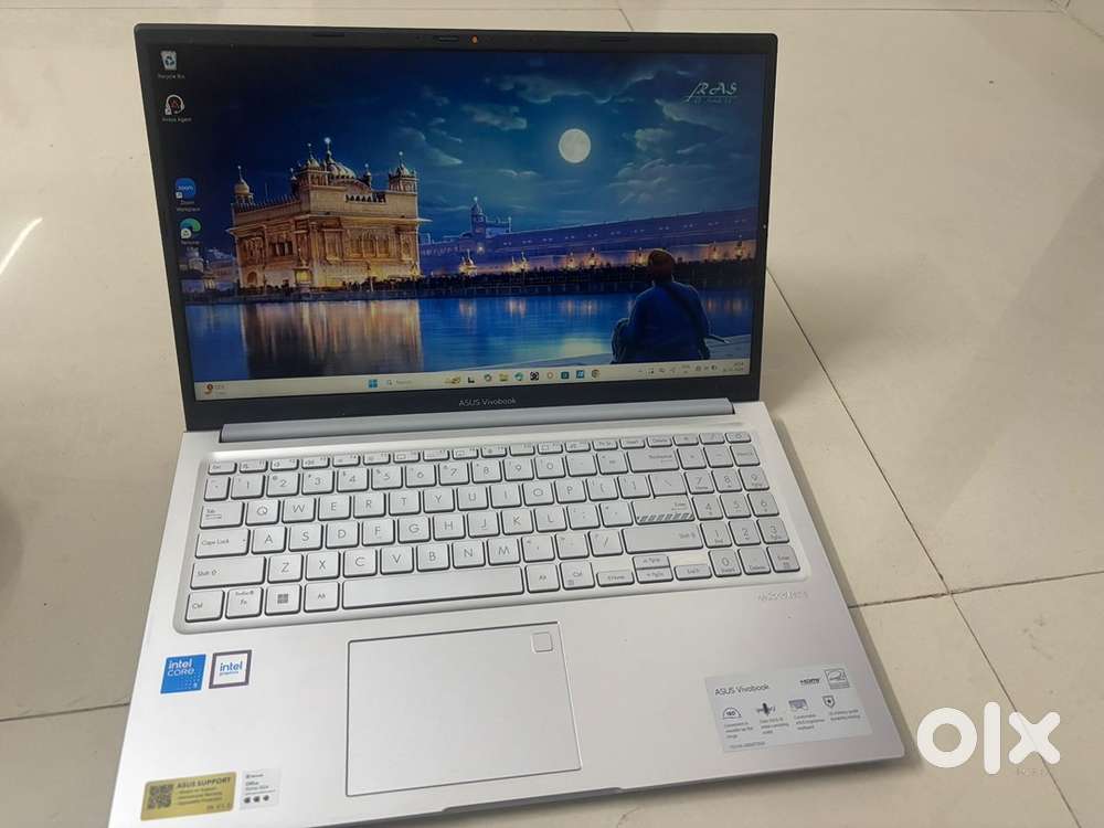 Asus 2 month old laptop