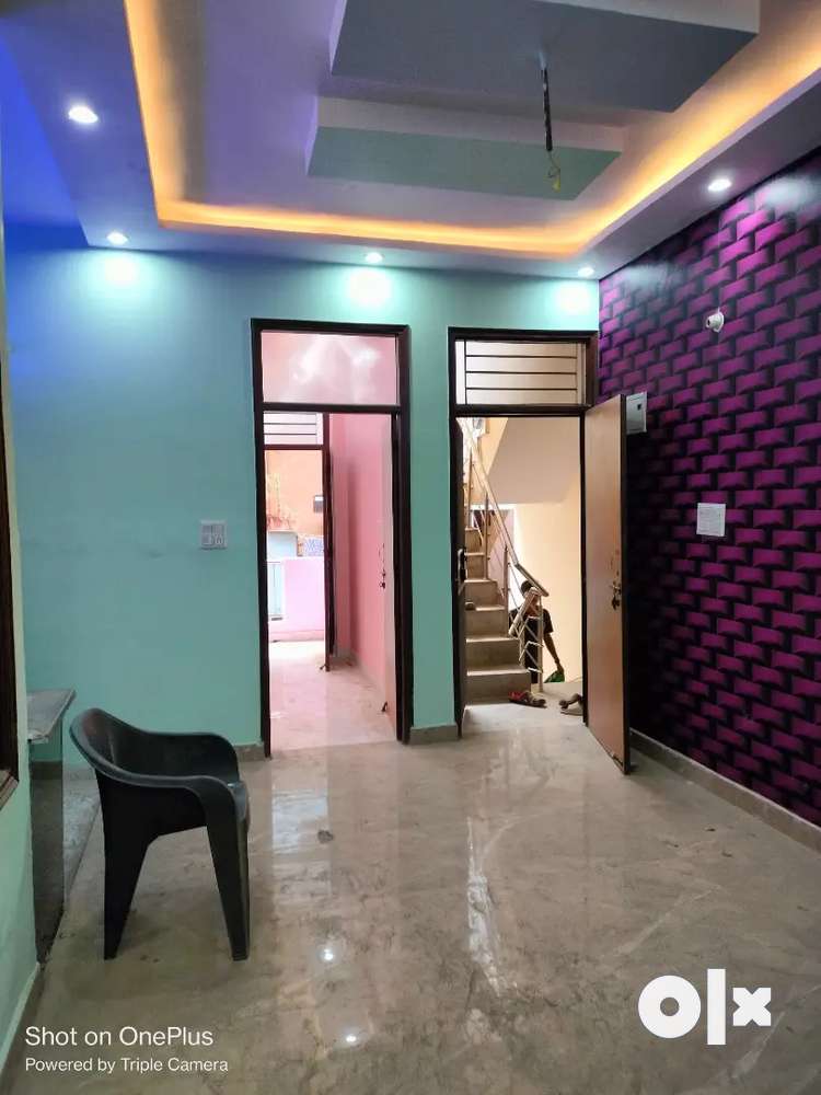 2 Bhk ready to move parking available