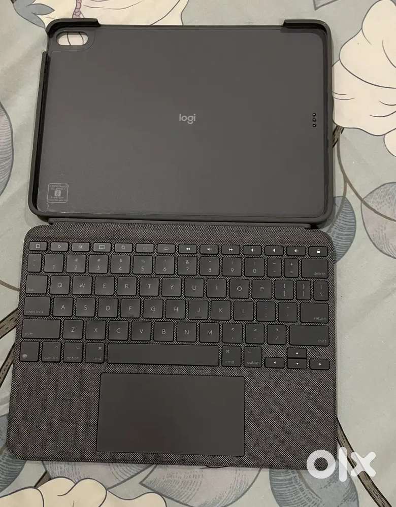 logitech ipad case with keyboard