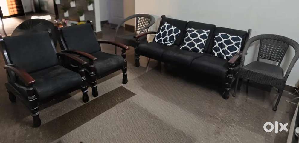 5 Seater Wooden Sofa with 2 Metal Chairs n 1 rotating chair for Sale!