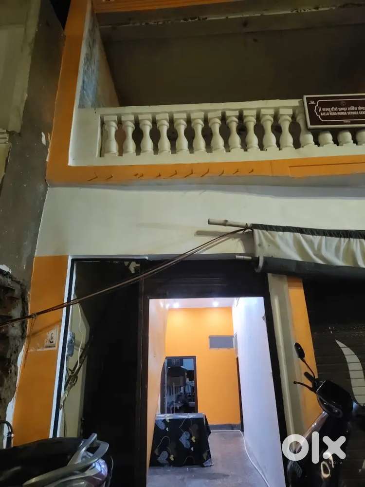 Sahabganj, Rampath, Place, Shop, Godown for Rent on Road.