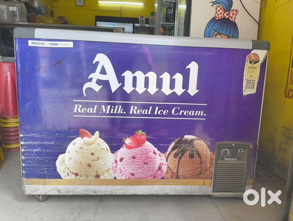 Deep freezer fridge for sale at 22,000/- only