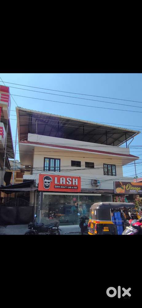 മുക്കോലക്കൽ  Mukkolakkal (Netrachira), Nedumangad Shop for rent.