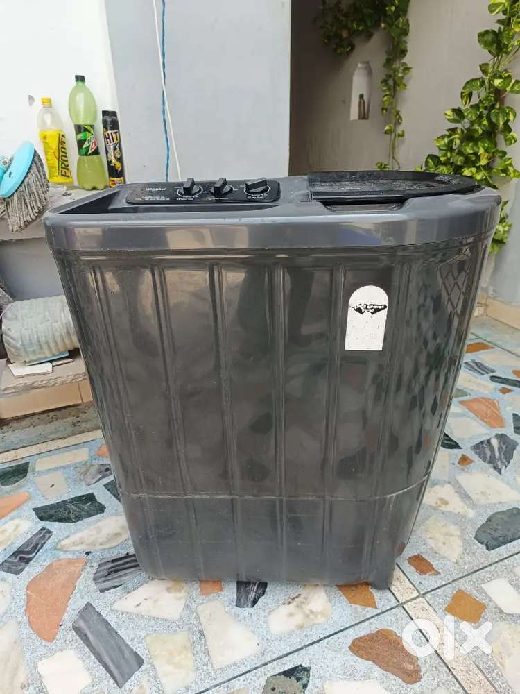 Whirlpool 7 kg semi automatic