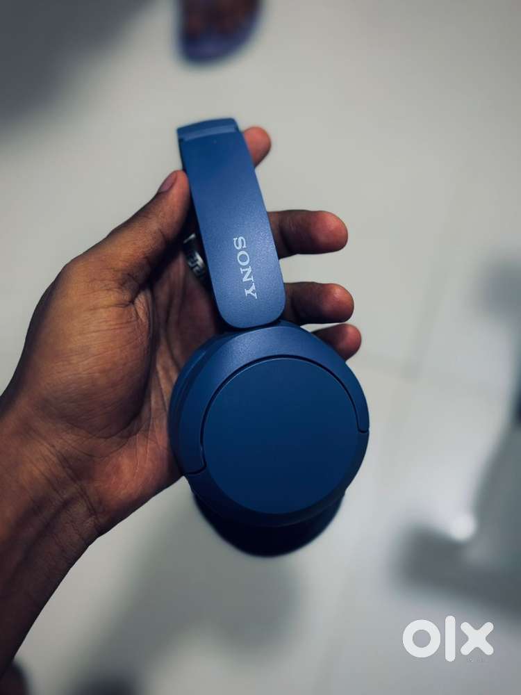 Sony WH-CH520 Wireless On-Ear Bluetooth Headphones