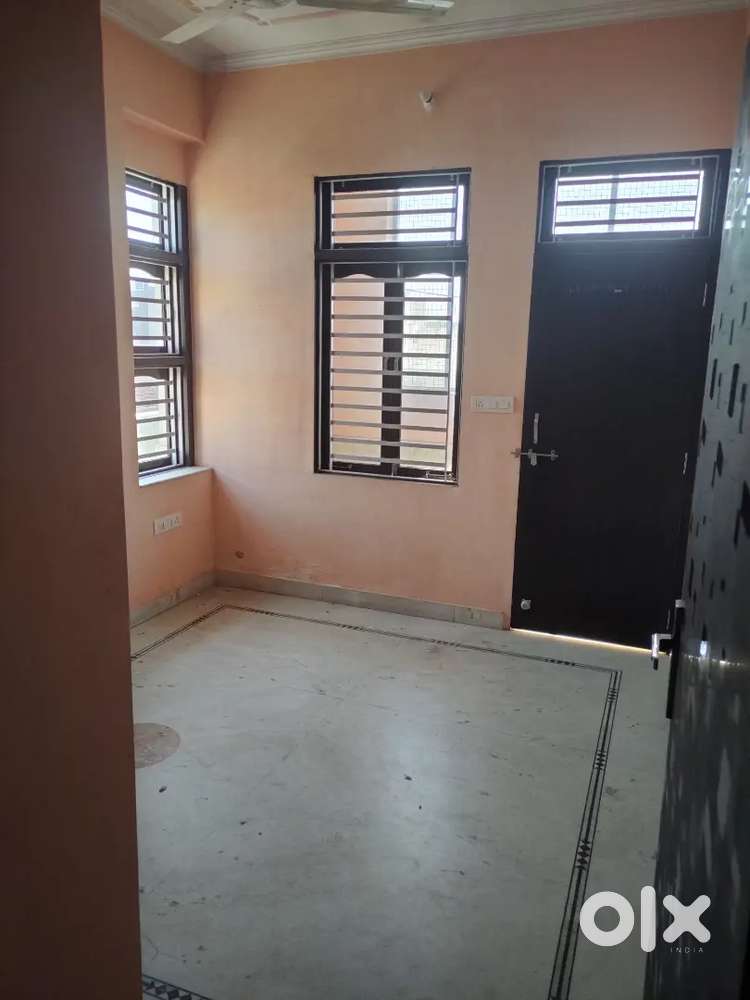 Best rooms for females with best facilities