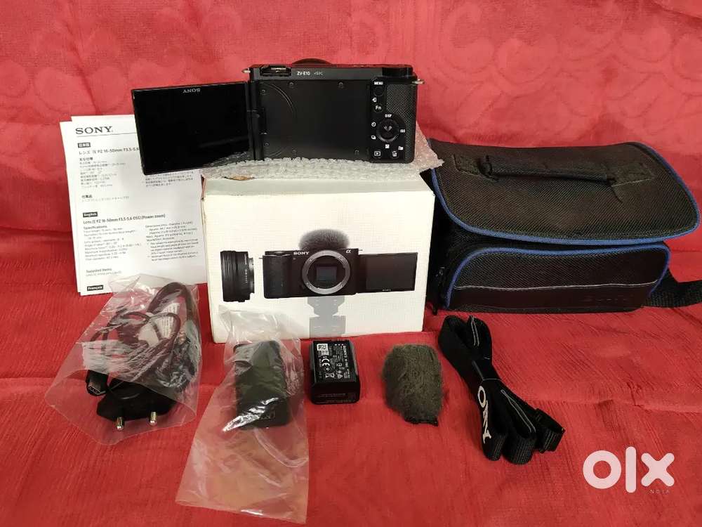 Sony zv e10 with 2 lenses
