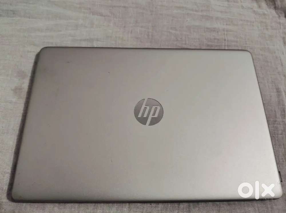HP 15s AMD Ryzen 3 Dual core 3250 8GB 512GB SSD Flipkart p 36,000 ka h
