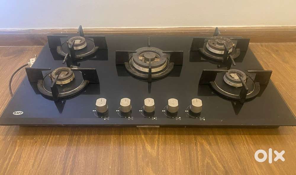 Kaff chimney and 5 burner hob