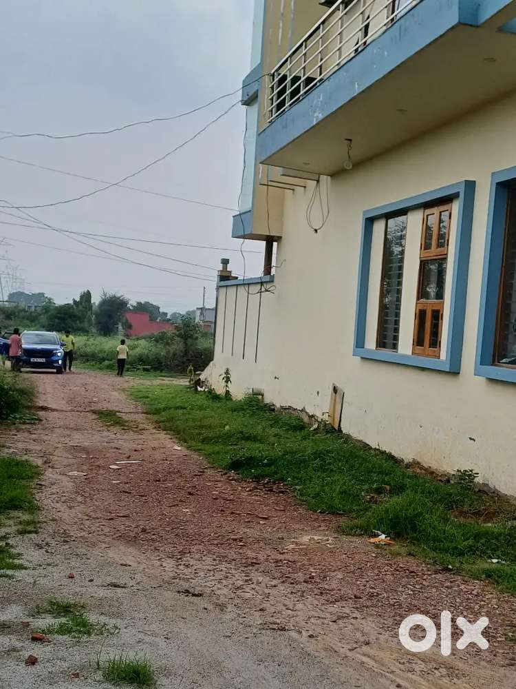 Plot available for sale in damdma lake road bhondsi