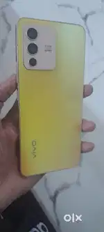 Vivo v 23   8/128