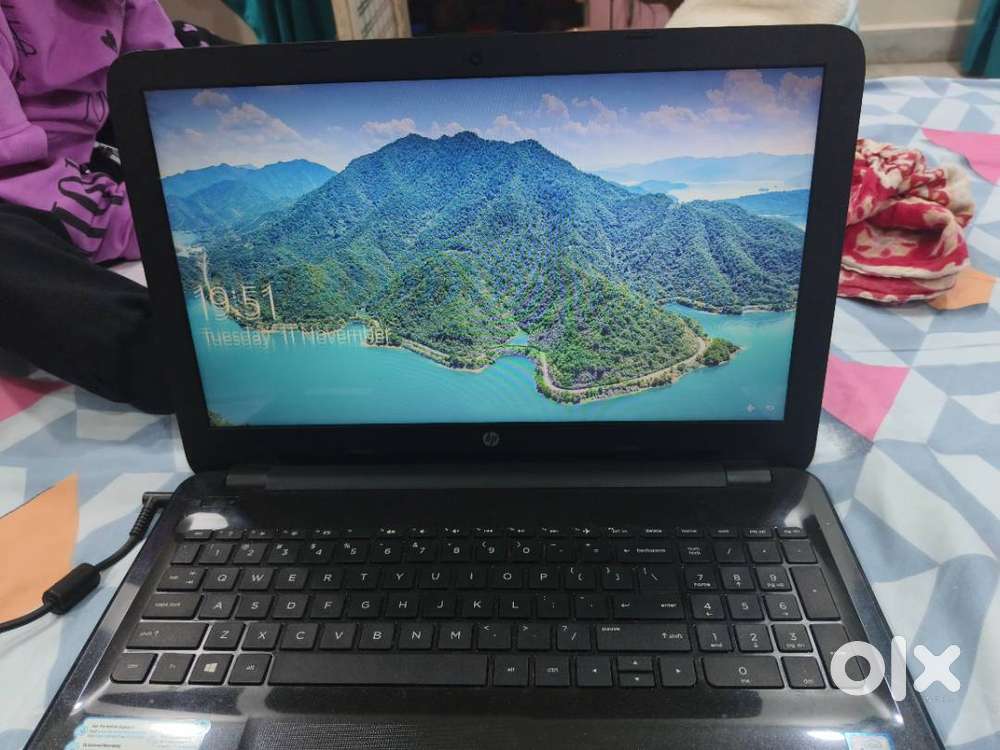 Hp,window 10 pro 4gb ram