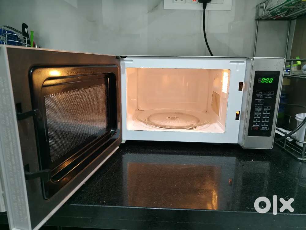 Microwave oven