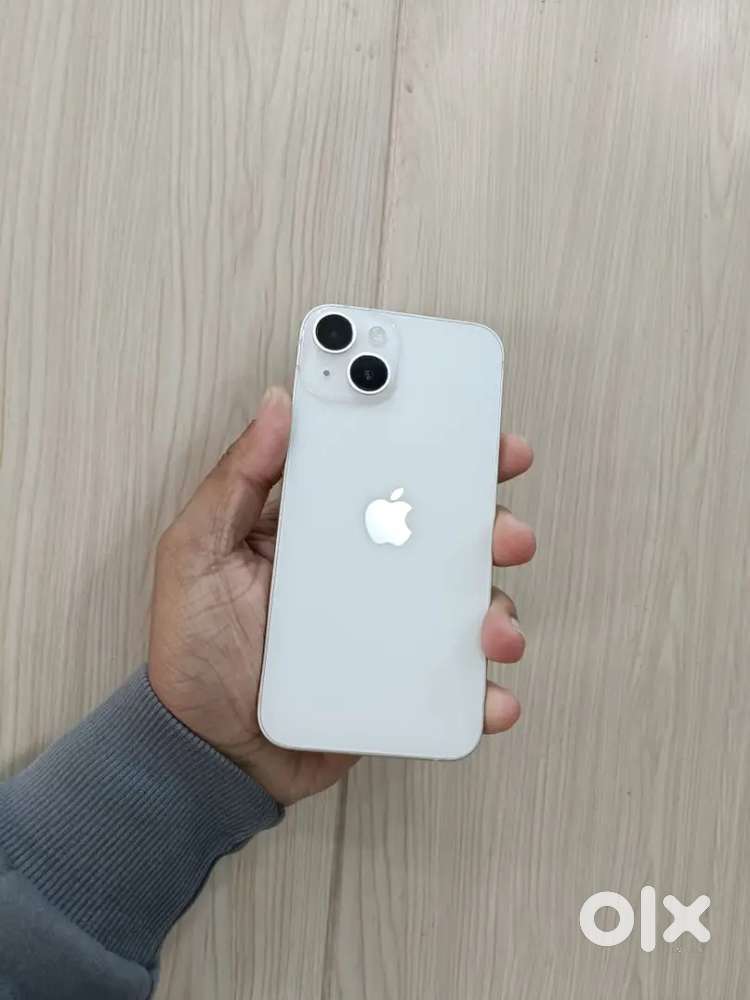 Selling my 4 months old I phone 14 in white colour/.Need urgent money