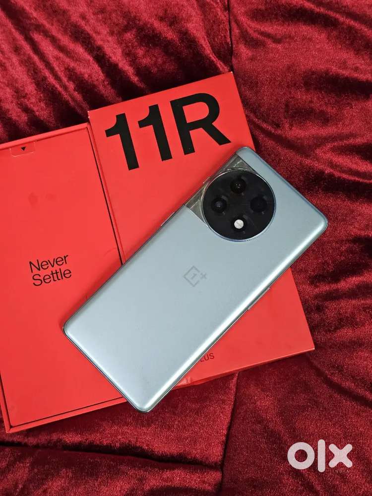 Oneplus 11R 5G 16gb ram 256gb storage