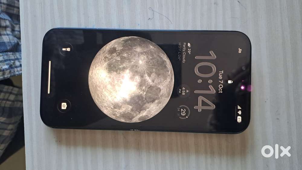 I phone 13.   128gb