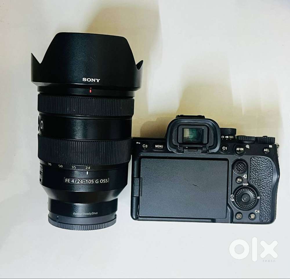 SONY A7M4  WITH SONY 24-105MM FOR SALE