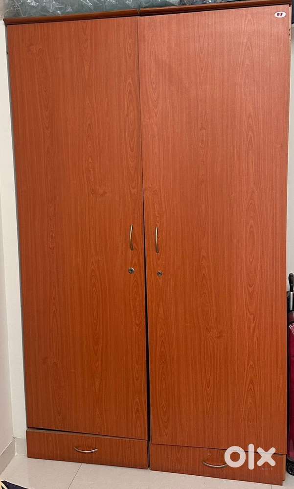 Wardrobe with dressing