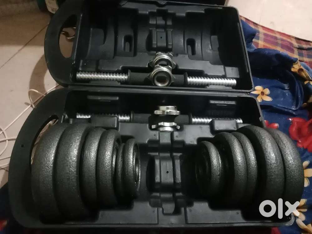 Dumbbell set