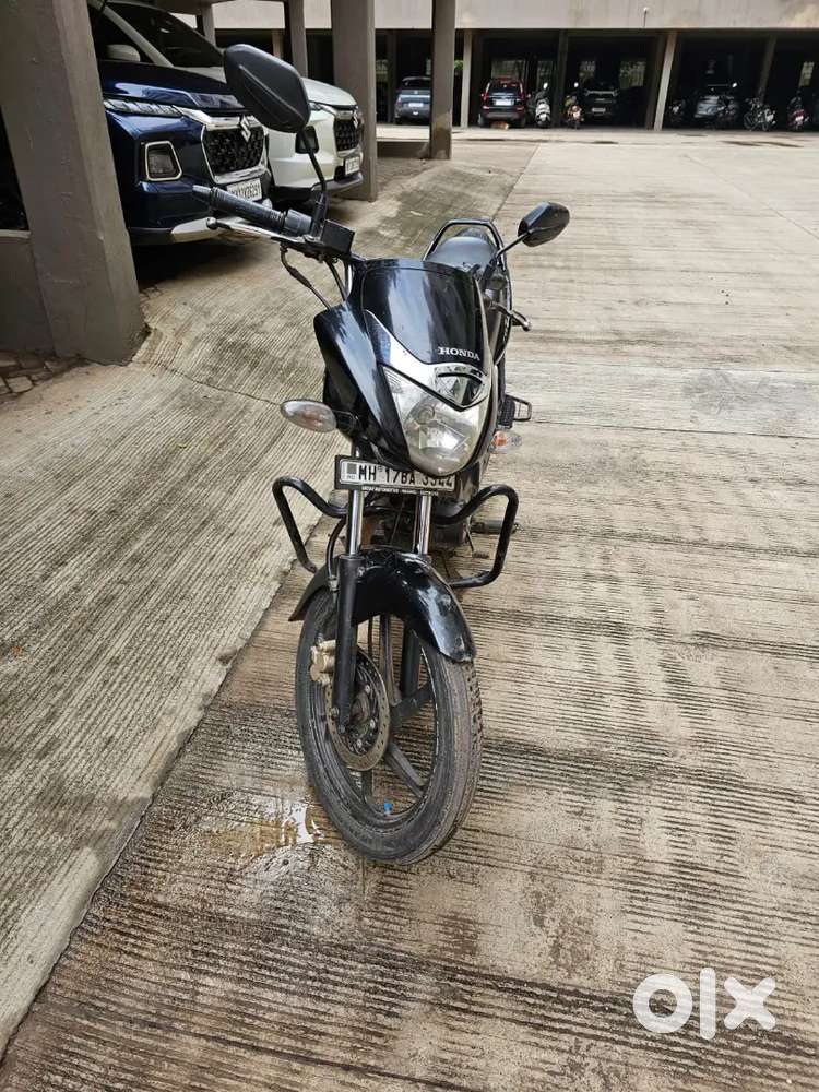 Honda Unicorn in Excellent Condition – Black Beauty