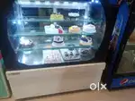 CAKE COUNTER