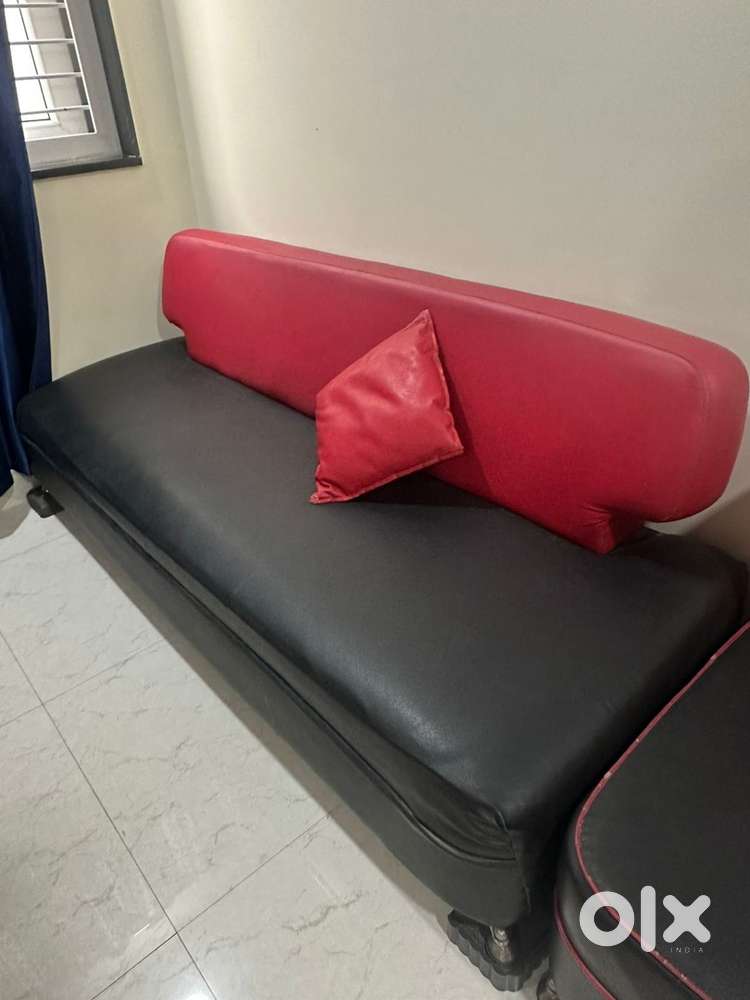 Stylish 3-Piece Sofa Set - Perfect for Small Spaces