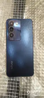 Vivo y200e
