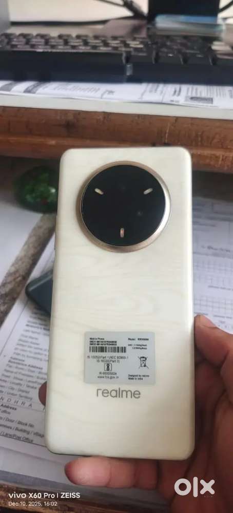 Realme 14pro 1 month mobile full kit available