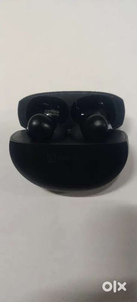 One plus pro 3 ear buds