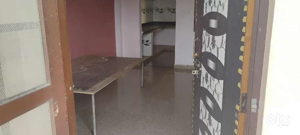 1BHK ROOM AVAILABLE FOR RENT