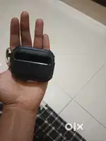 Bilkul fresh.. hai leke ek bar bhi use nhi kiya